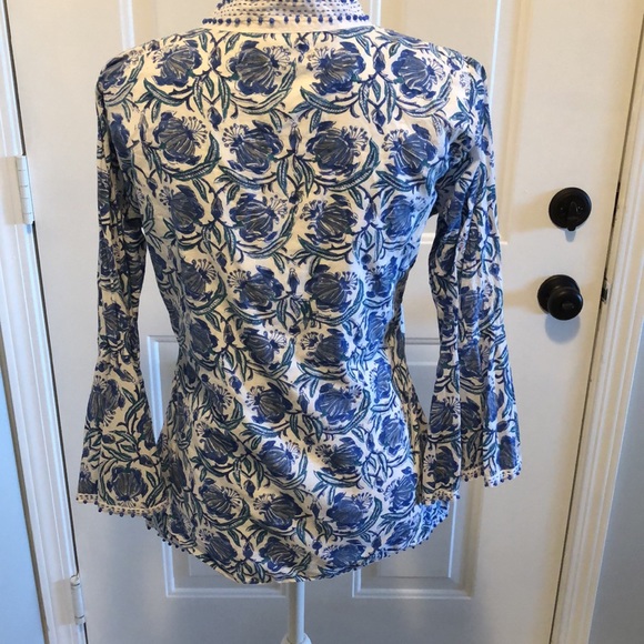 Diane Snyder BohoHippie bead embroidered blue&white floral print bell sleeve top - Picture 6 of 9